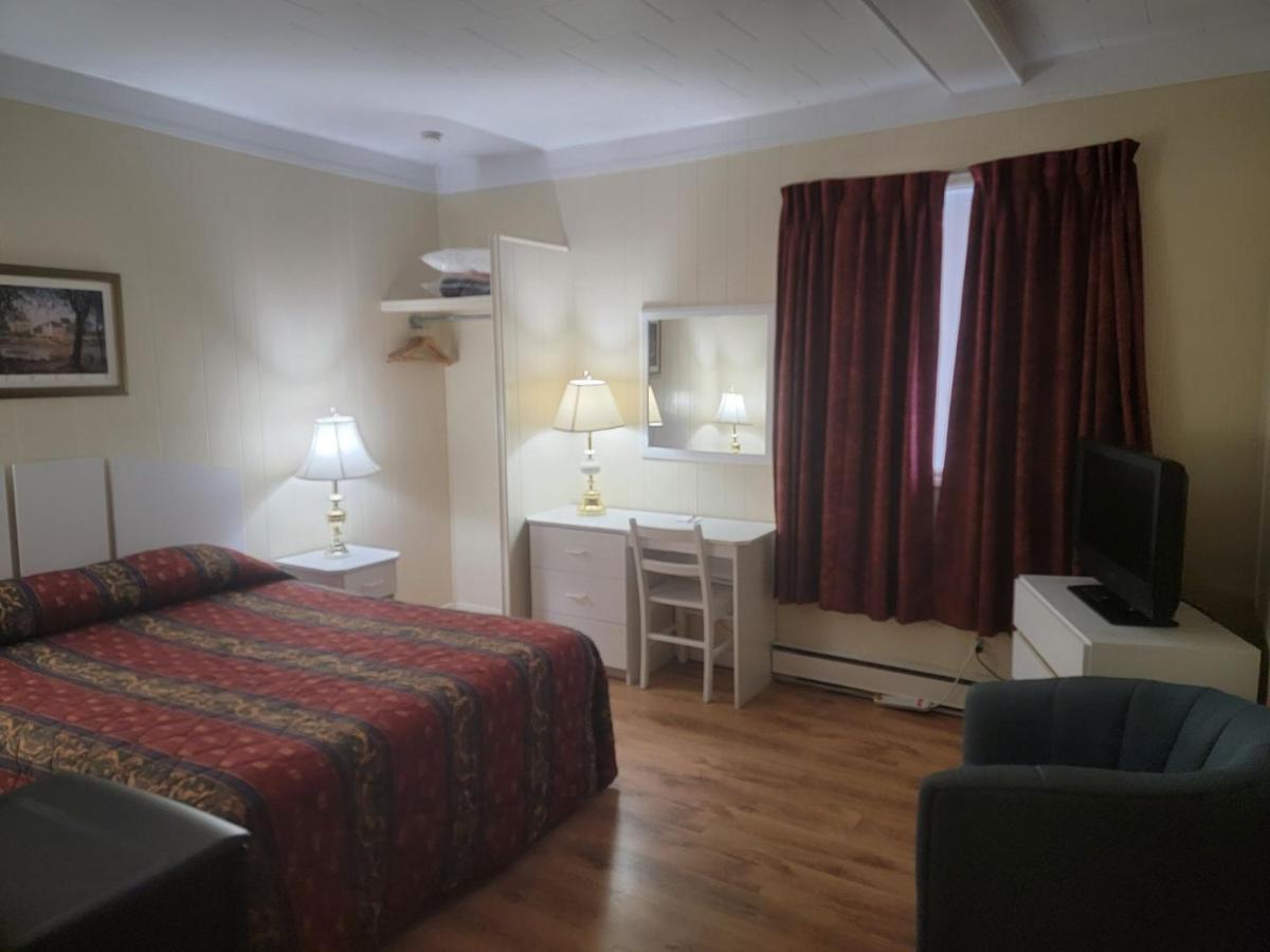Du Hotel 2*